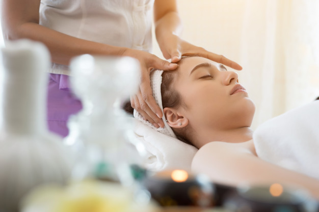 Spas & Salons